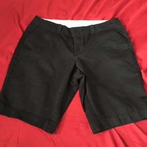 🐝🐝 $5 for $30  Old Navy shorts